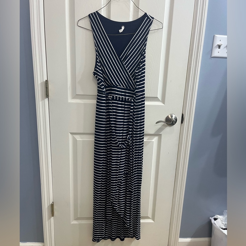 Pinkblush maternity wrap tie dress. Worn once